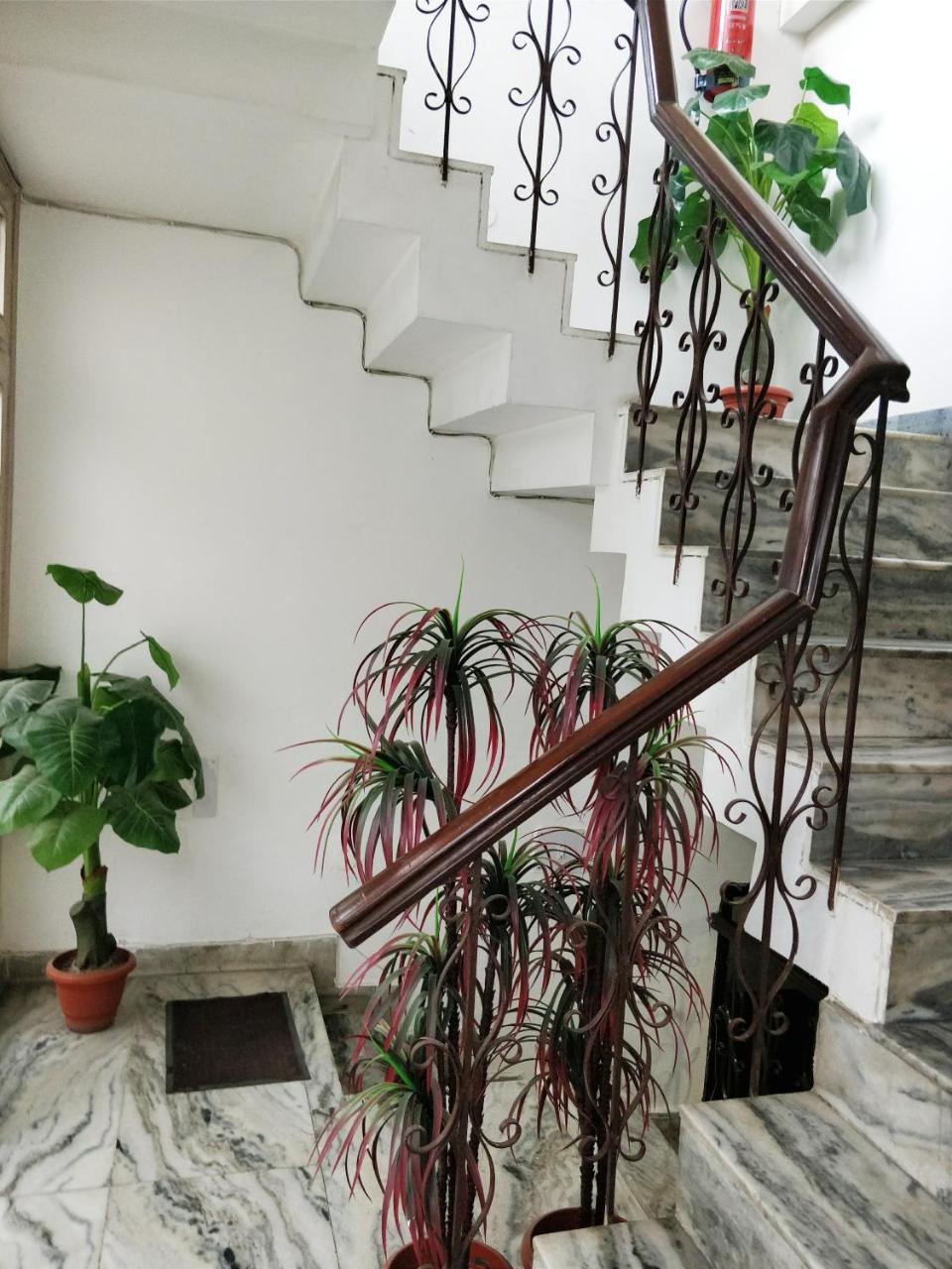 Fabexpress Hemkunt Mansion Hotel Noida Ngoại thất bức ảnh
