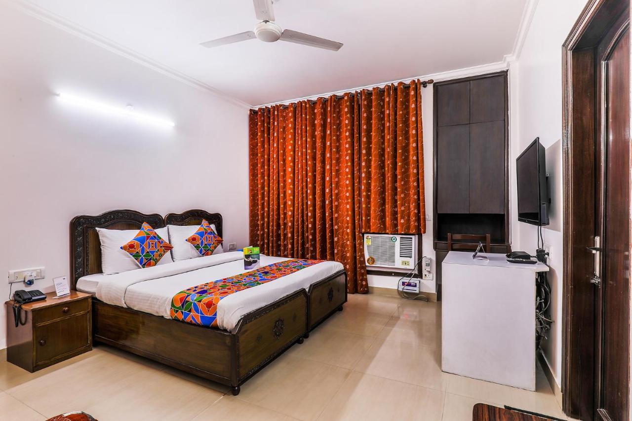 Fabexpress Hemkunt Mansion Hotel Noida Ngoại thất bức ảnh